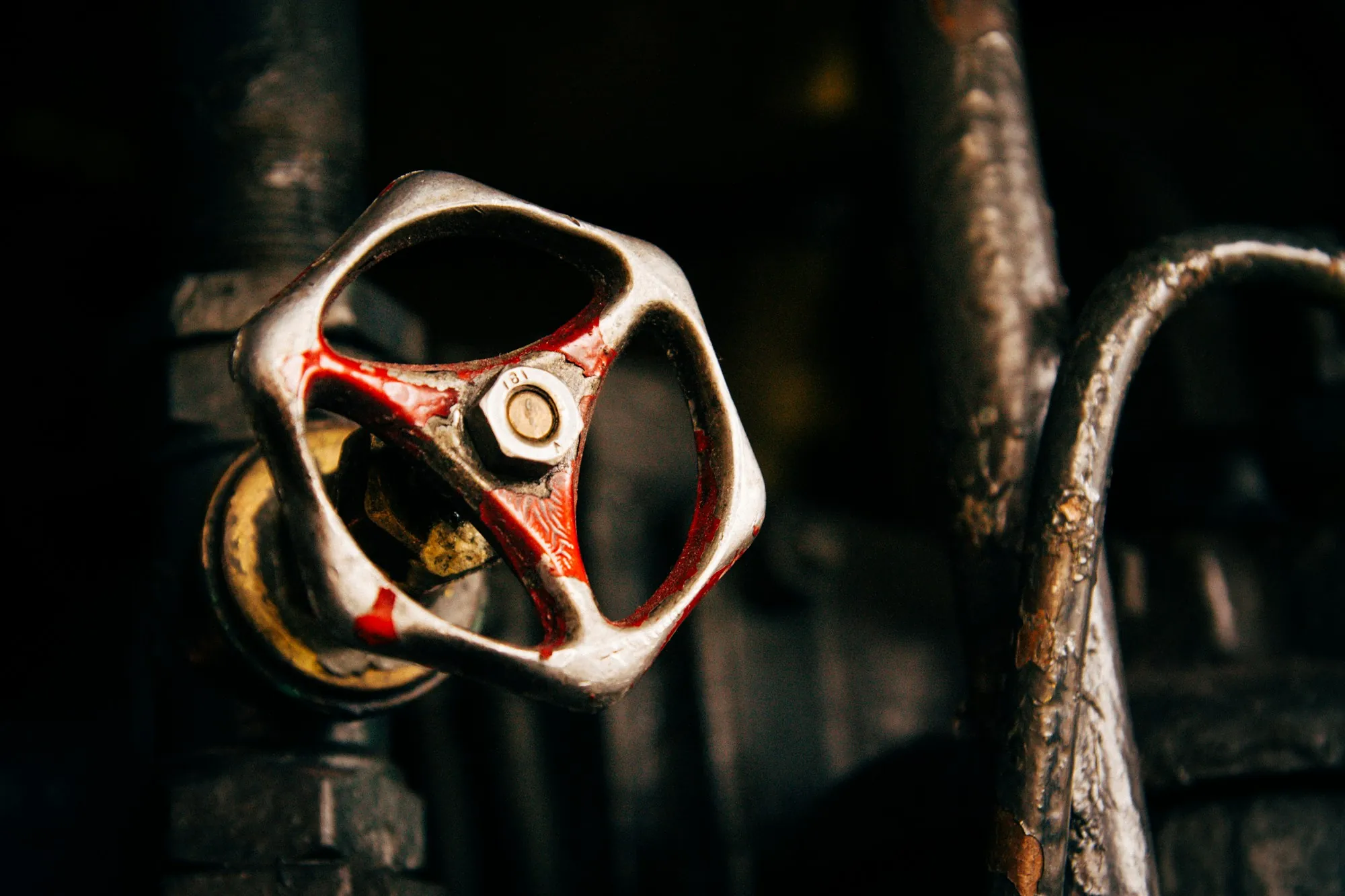 Corroded valve handle on an old pipe